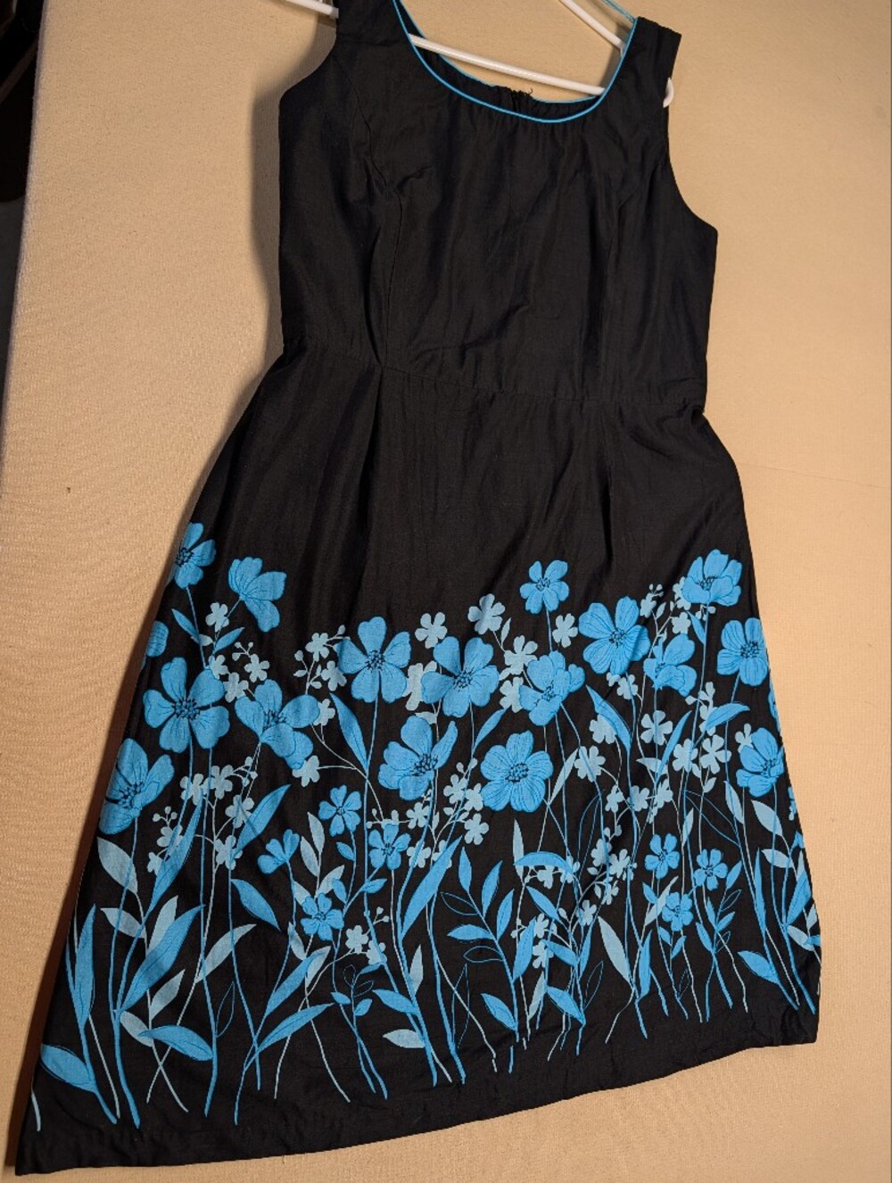 Studio I Black Dress with Turq Blue Floral Border At Hem, No Belt 100%‎ Cotton
